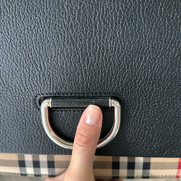 Burberry handbag - Picture 11 of 11